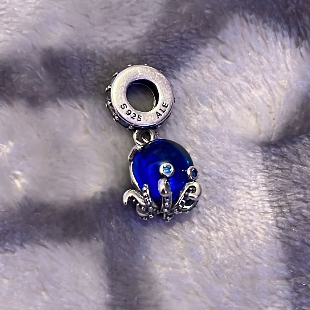 Pandora Octopus charm